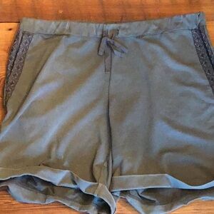 J Jill Gray Detailed Knit Shorts L
